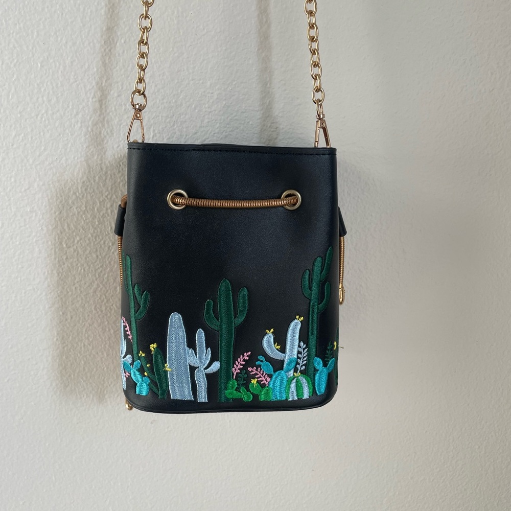 Cute Black Cactus Bucket Bag